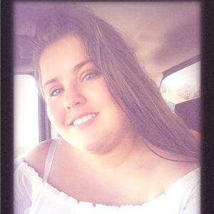 Meet your Posher, Tina